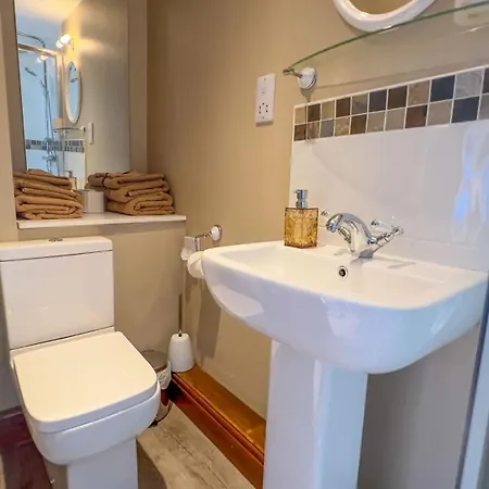 The Hayloft, Broughton Beck, Near Ulverston Holiday home Spark Bridge